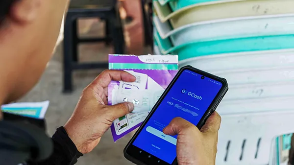 GCash integration with the PlasticBank app