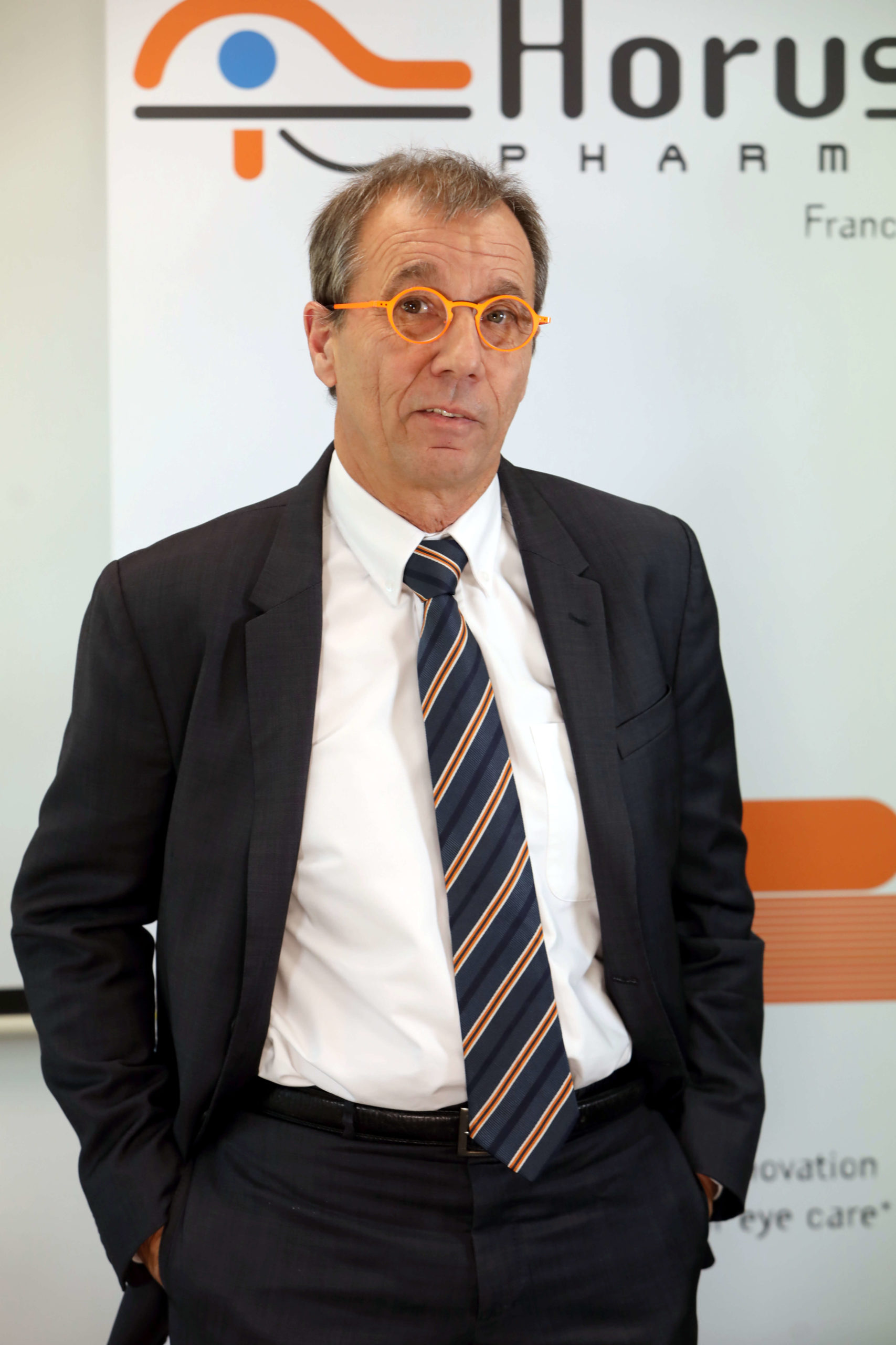MONSIEUR select HORUS PHARMA FC 40